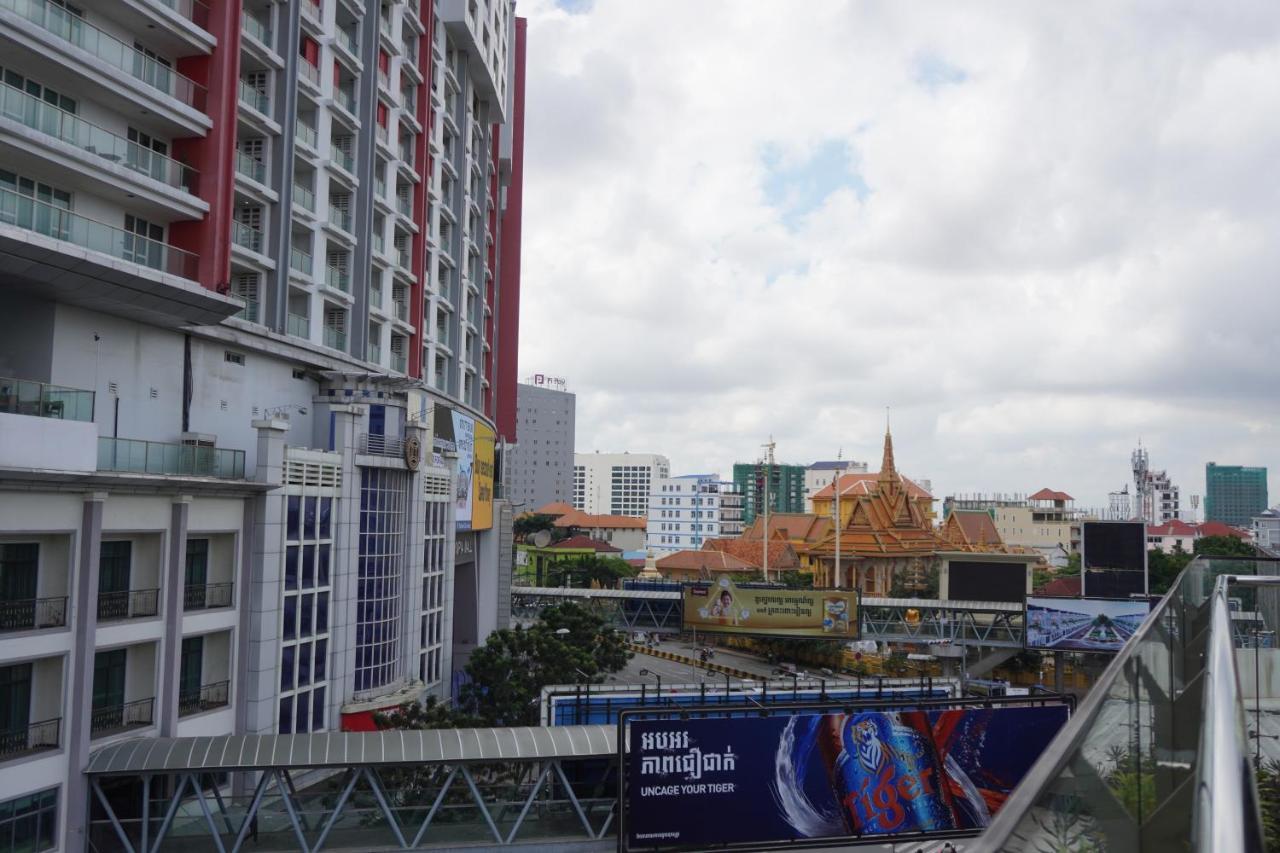 Joy Hotel Phnom Penh Exterior foto